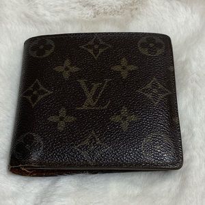 Louis Vuitton men’s wallet